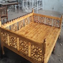 تخت سنتی چوبی سایز 100*200